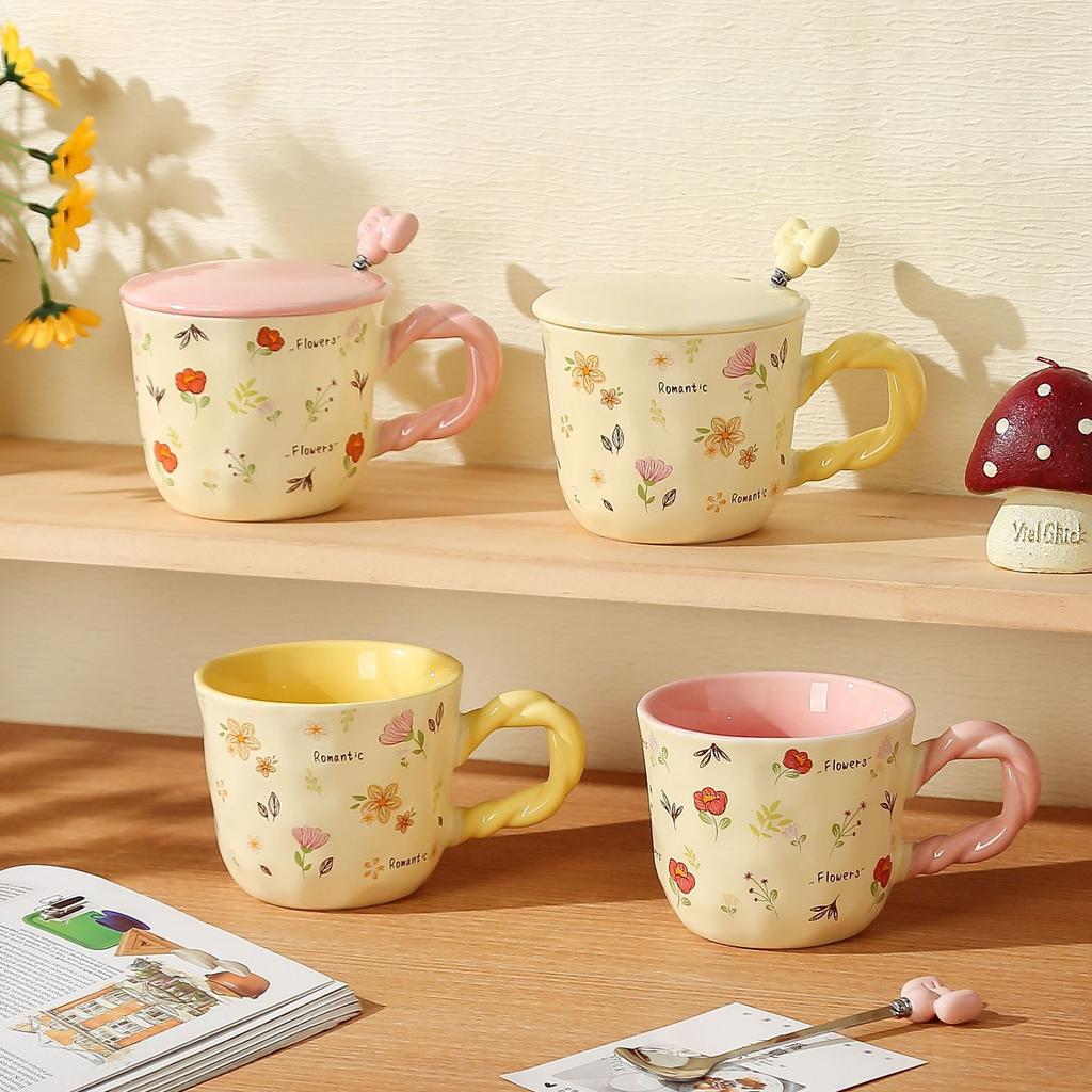 Small fresh ceramic cup with lid spoon mug holiday gift cup household coffee cup souvenir gift box water cup