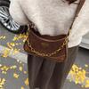 2025 autumn and winter new fashion retro matte shoulder bag women's niche high-end versatile underarm bag messenger bag