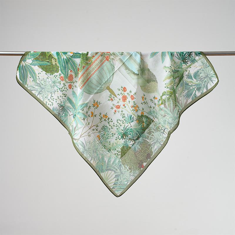 Spring and summer new Korean version ins wind 61 * 61cm silk small square scarf women's multi-functional mulberry silk cotton blended silk scarf