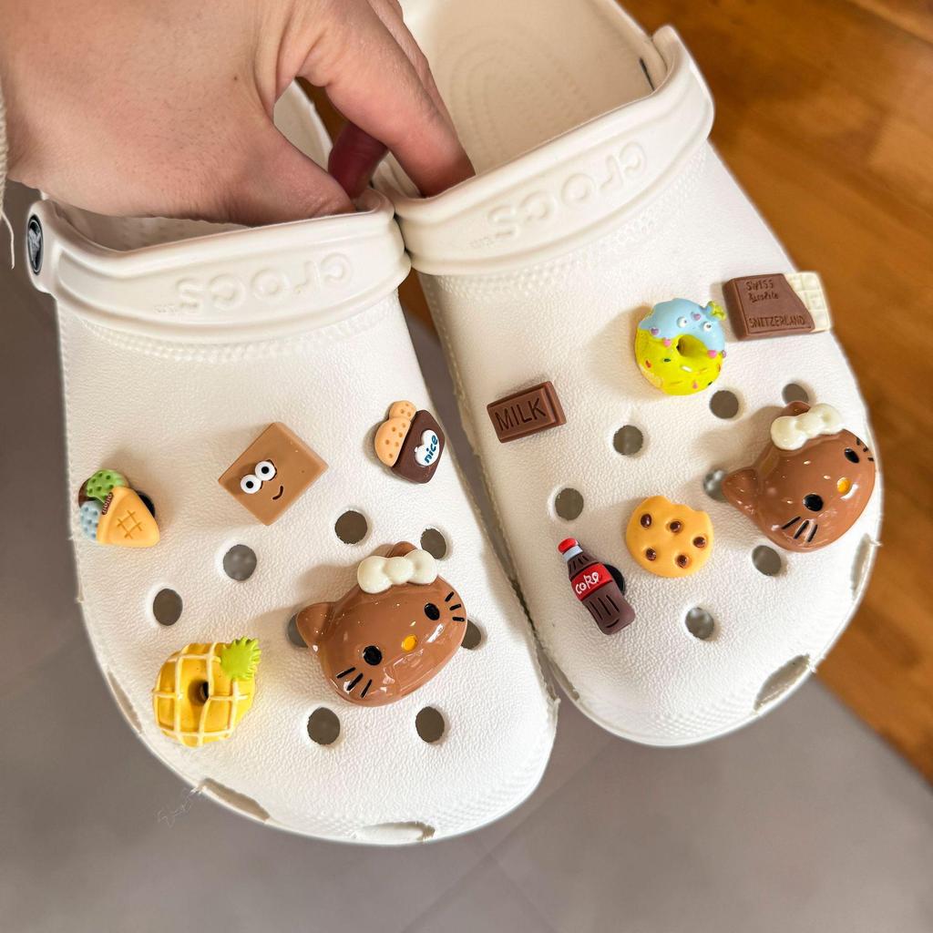 Hello Kitty Crocs Cute Cartoon Shoe Charms: DIY Detachable Decorations