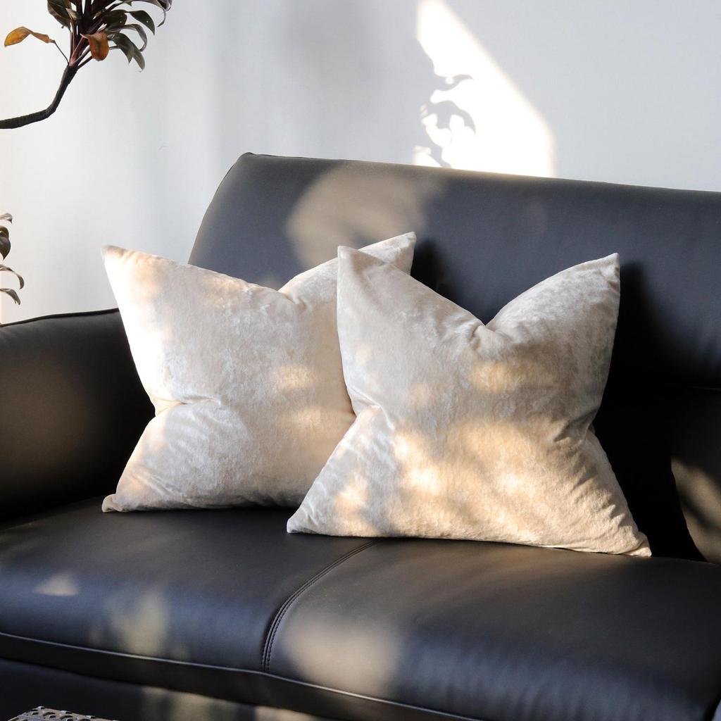 Nordic Velvet Cushion Cover: Soft, Solid Color Ice Flower Design, 1pc