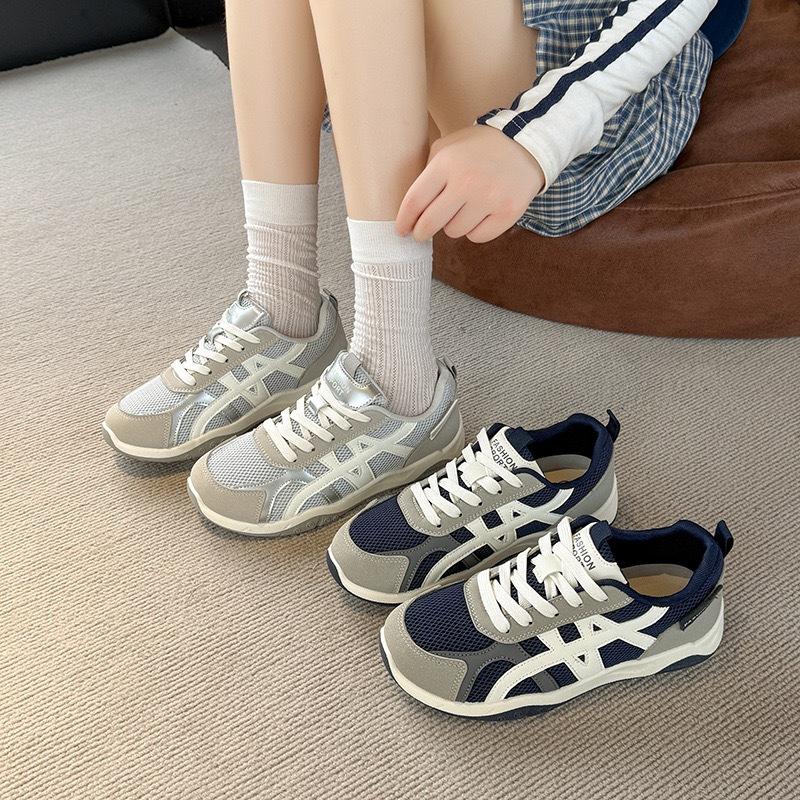 Ins New Forrest Gump Shoes 22 Autumn Student Sports Running Leisure Street Shooting Thick-soled Soft-soled German Training
