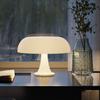 Neue stilvolle, moderne, klassische dänische Bauhaus Designer dekorative Pilz orange Tischlampe - Perfekt für Schlafzimmer oder Nachttisch Ta