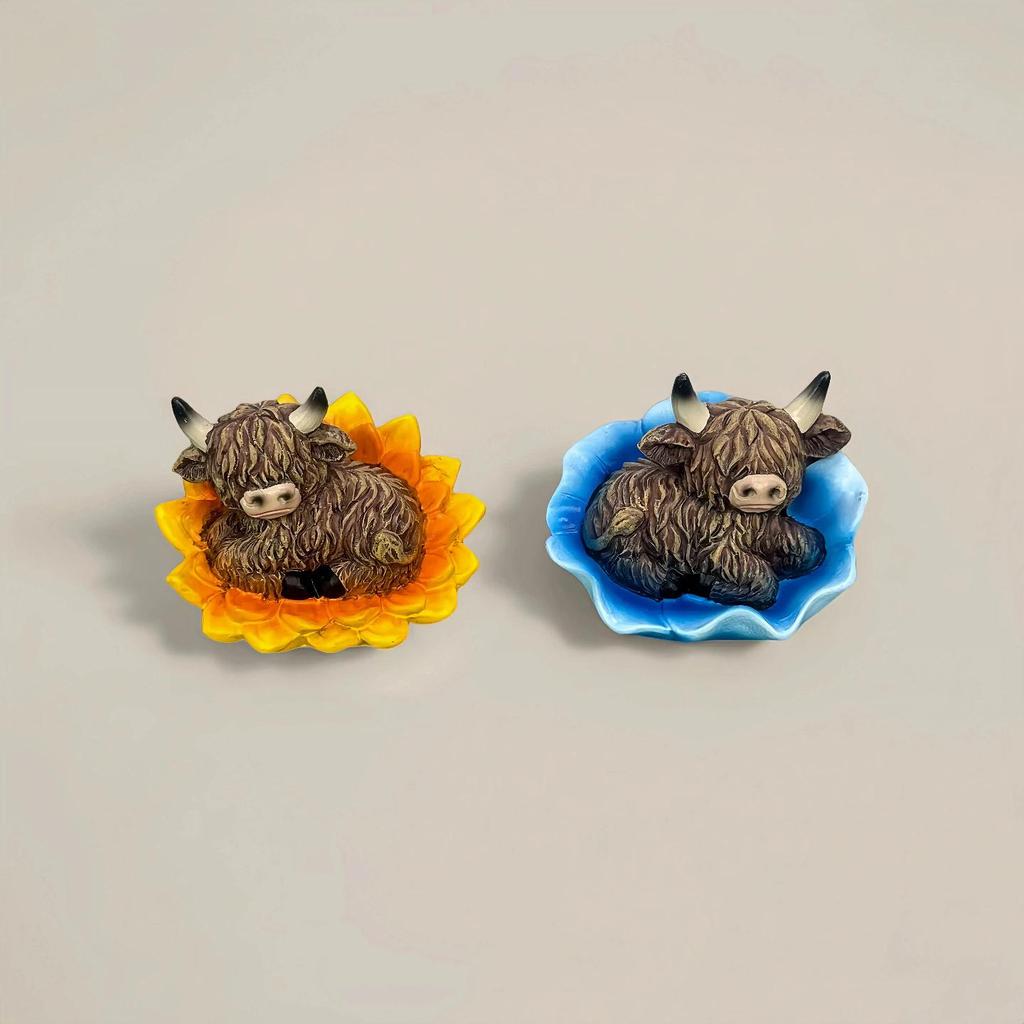 Highland Cow Sunflower Garden Ornament - Outdoor Resin Decoration Gift