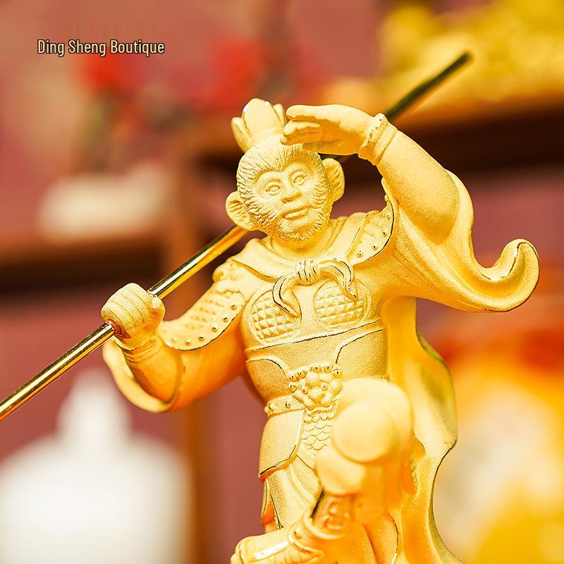 Figurka Złotego Słońca Wukonga - Inspirująca Dekoracja Biurka i Prezent