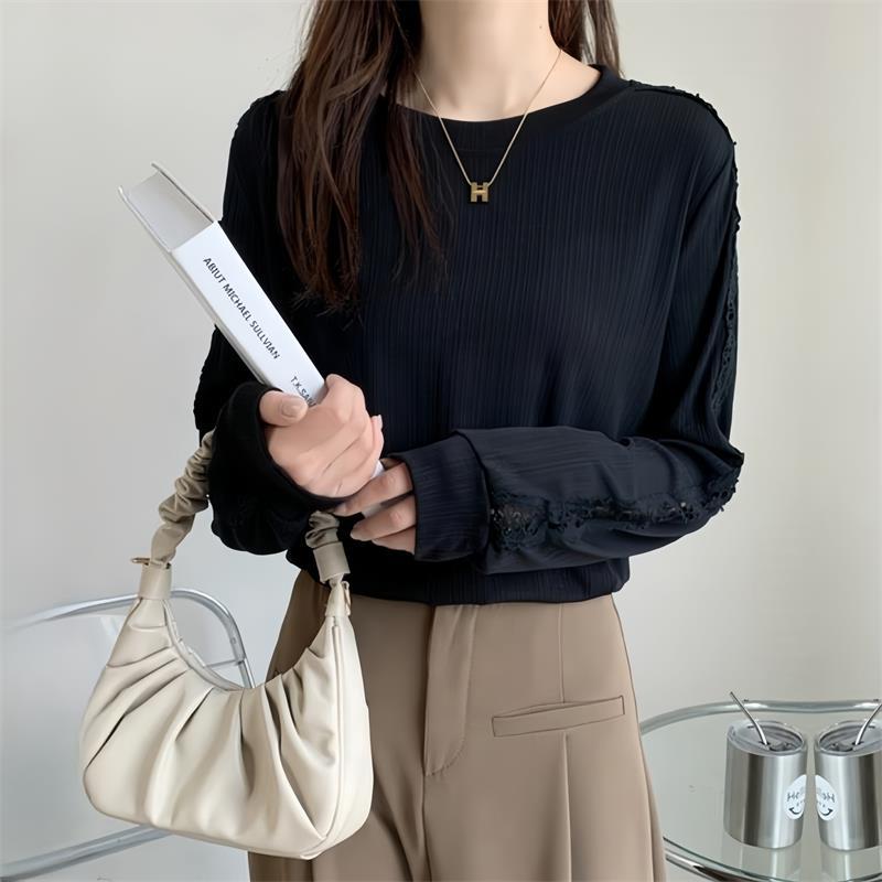 

Японский женский однотонный свитер с длинным рукавом и круглым вырезом, узором «кора», ажурными кружевными рукавами, универсальная футболка, топ one size чёрный