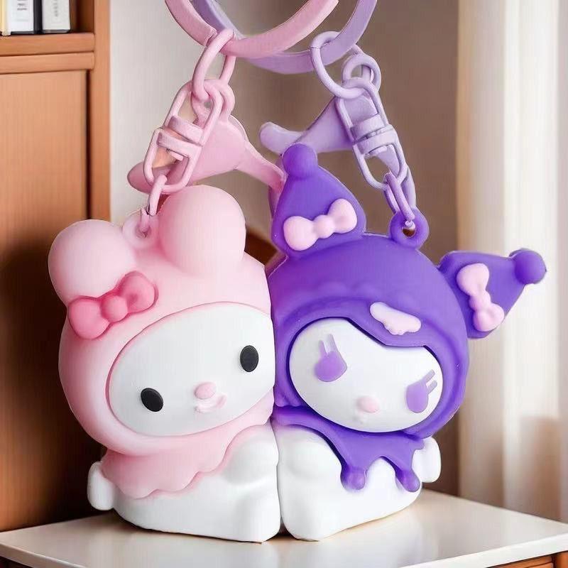 Sanrio Kawaii Keychain Cute Cartoon Figure Pochacco Pompompurin Kuromi Melody Toys Pendant Car Key Ring Couple Charm Gifts