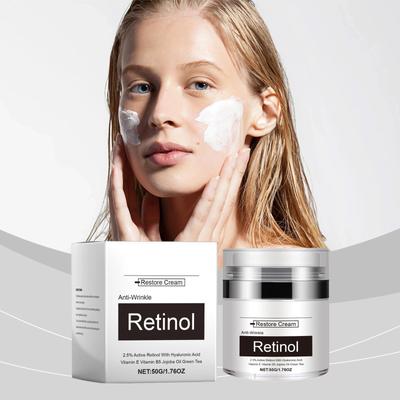 Crema per la cura della pelle al retinolo, schiarisce le linee sottili, idrata, ammorbidisce e nutre la pelle