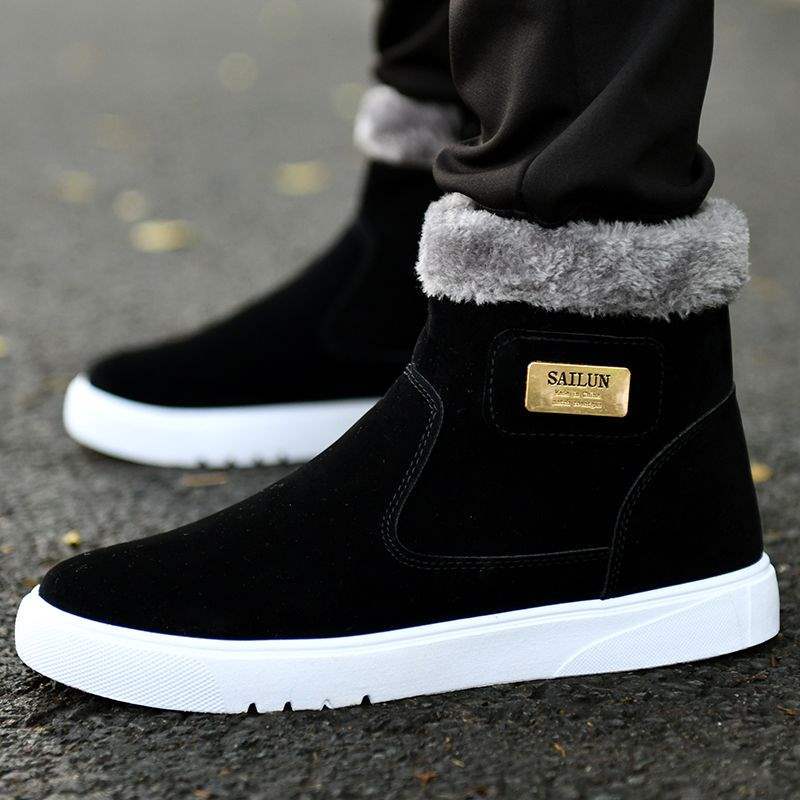 2025 New Winter Sports High-top Shoes Men's Students Korean Version Trend Velvet Flat-bottomed Casual Versatile Board Shoes