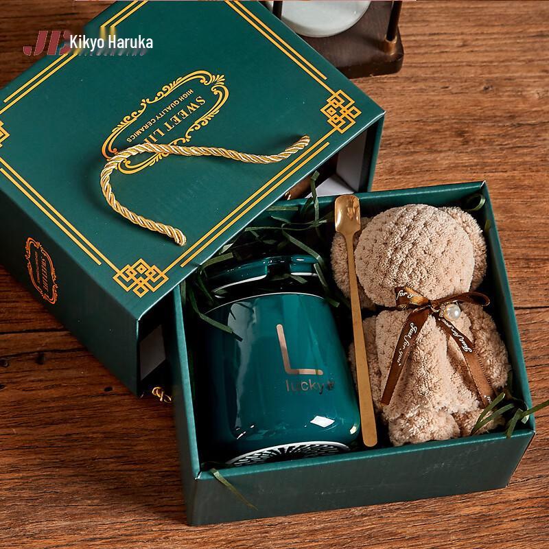 

Ceramic Mug Gift Set