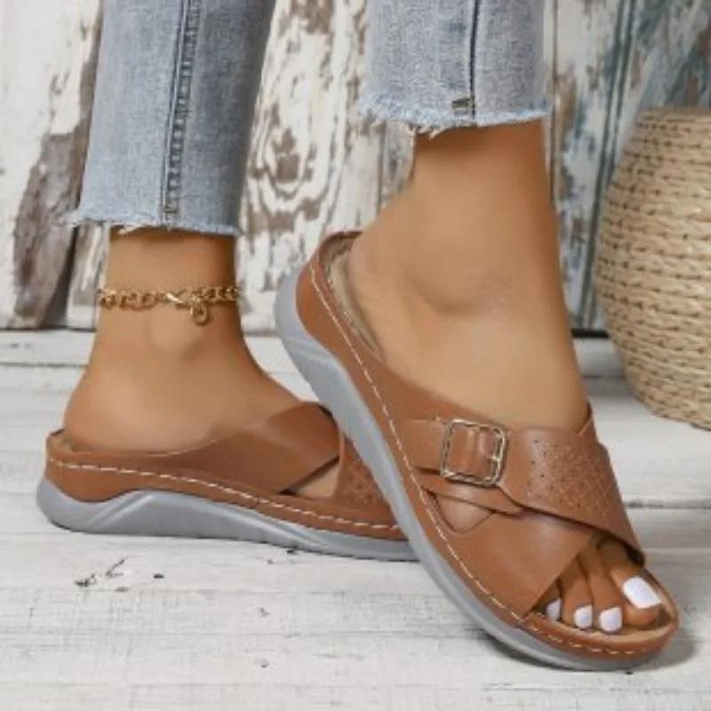 Fashion Plus Size Shoes Female 2024 Hot Sale Women's Slippers Casual Slippers Women Buckle Round Toe Wedges Open Toe Women's Sandals