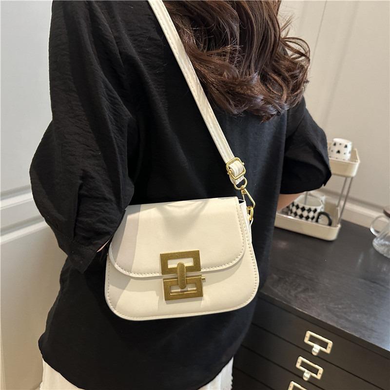 Fashion New Retro Single Shoulder Armpit Bag Women's Spring and Summer Texture Tofu Bag Commuter Small Square Bag Messenger Bag
