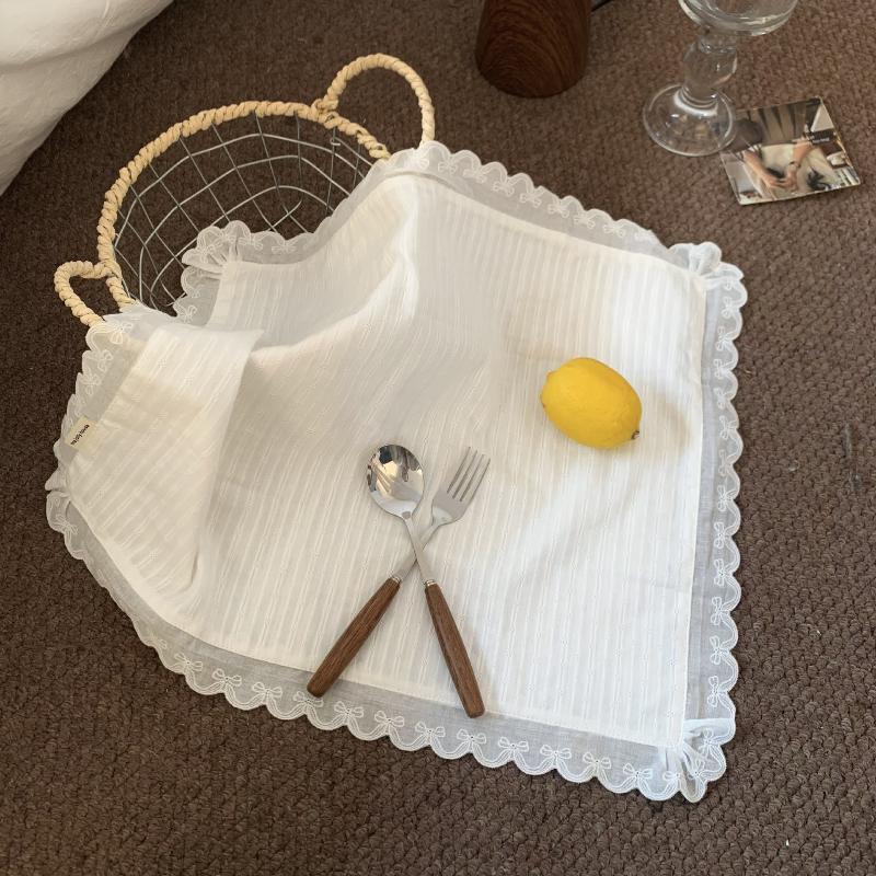 Korean Style Soft Flounced Lace Ruffle Placemats Non-Slip Dustproof Table Pads for Living Room Tea Table Decor