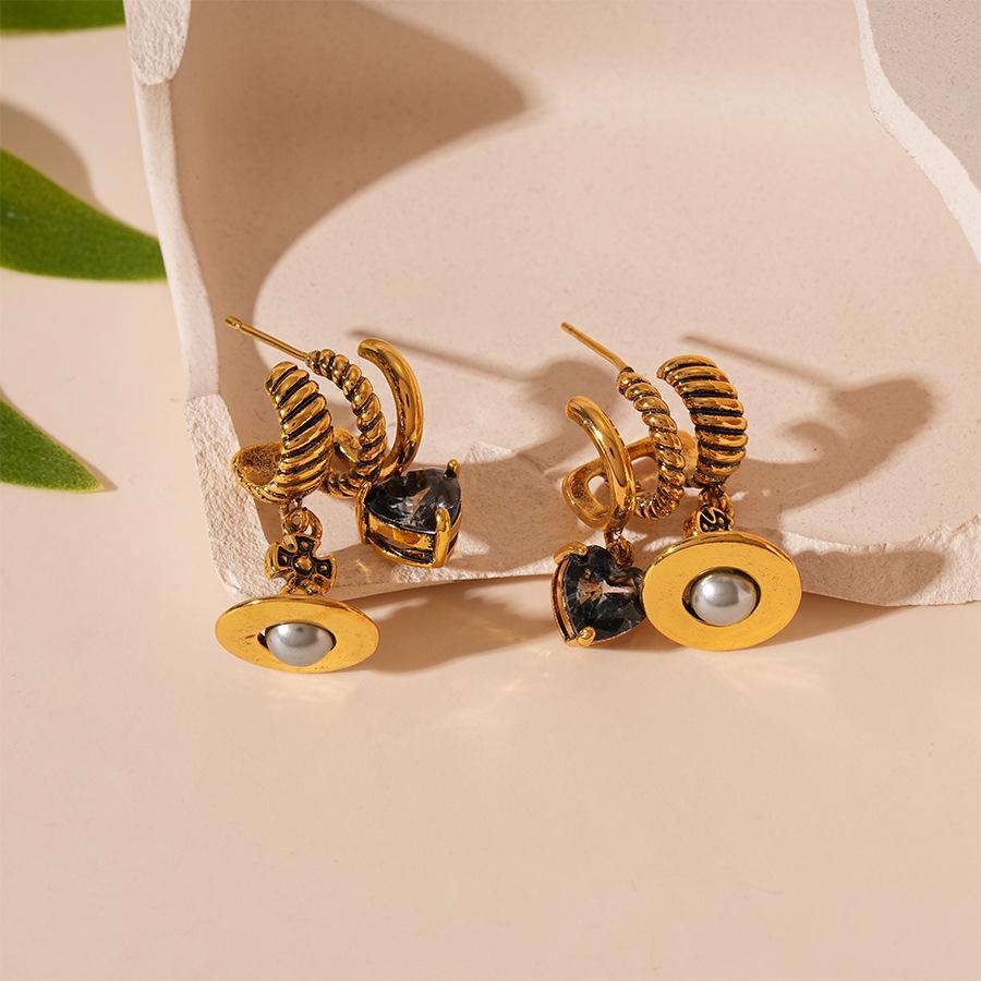 Vintage Zircon Heart Saturn Silver Earrings: Stylish, High-End European and American Design for Women.