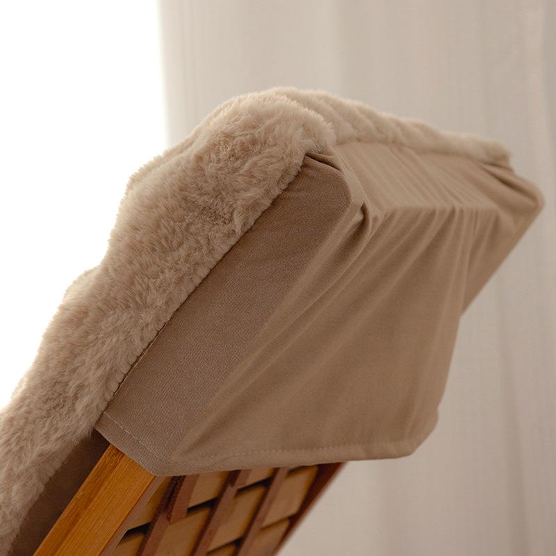 Weiches Winter-Schaukelstuhlkissen aus Kaninchenfell mit dichtem Flaum