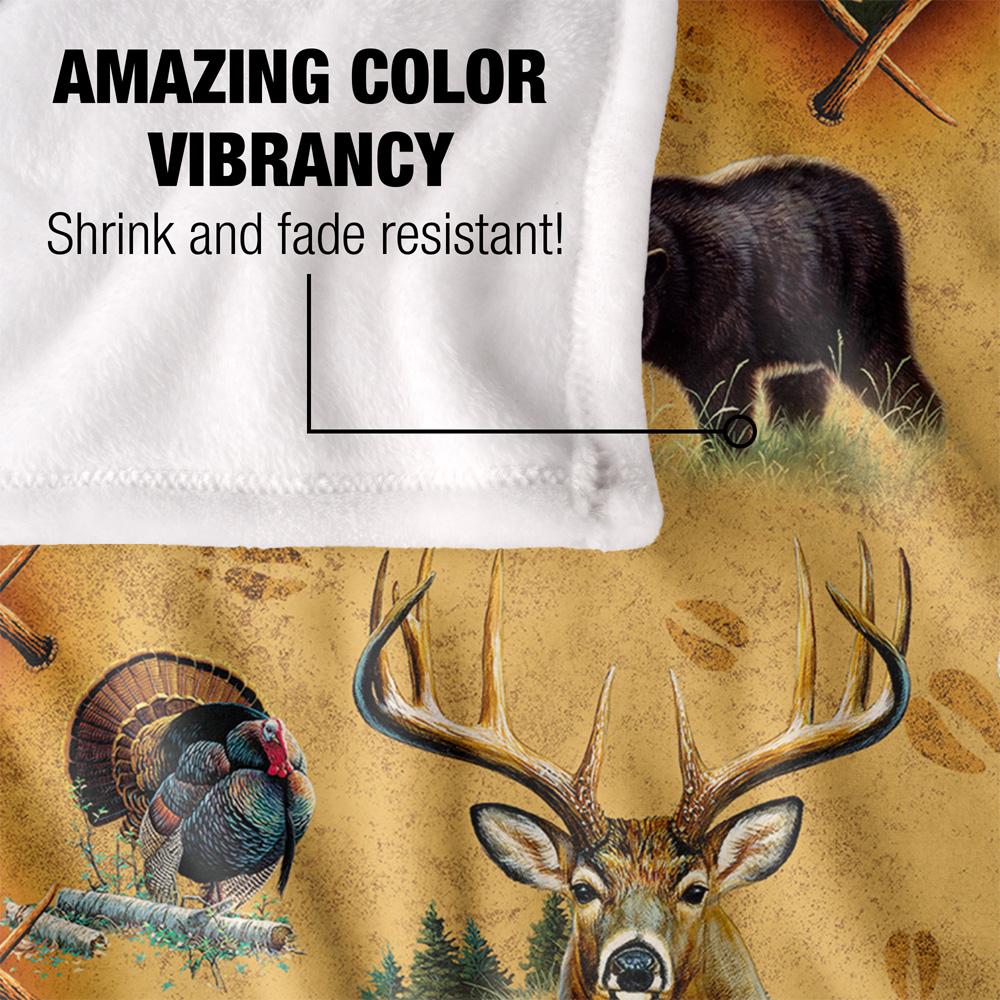 JQ Licensing Cf-Jp Silky Animals Supersoft Blanket