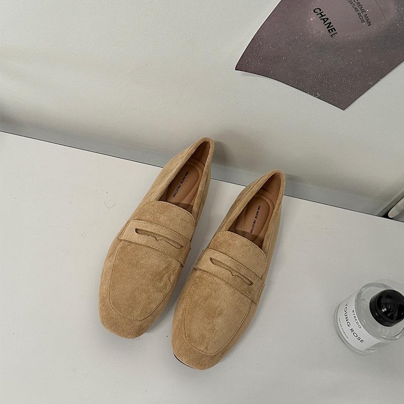 

Женская обувь на плоской подошве Весна Лето Осень Мягкая подошва Балетки Простые Универсальные Женские лоферы Для работы Женская обувь на плоской подошве 41