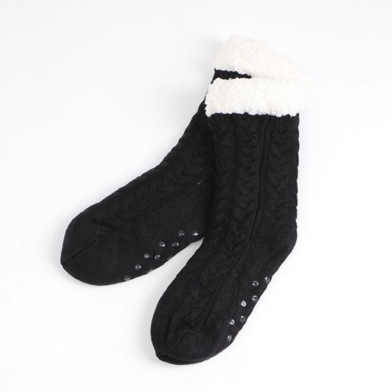 Long fleece sleep socks (black)