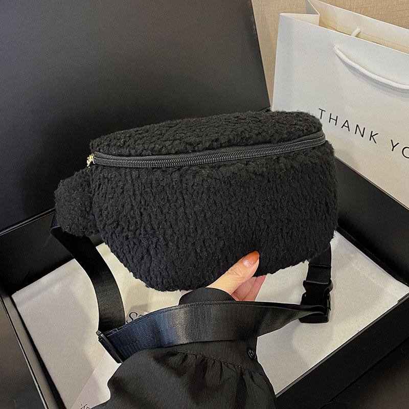 Sac banane Pelucheux pour Femme Fermeture éclair Sac Bandoulière Moelleux Mode Sac Ceinture Léger Sac Poitrine Hiver Peluche Sac Ceinture Unisexe
