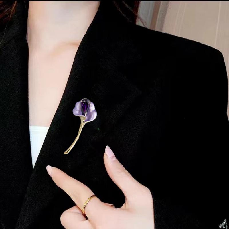 High-Grade Enamel Color Calla Lily Flower Brooch, High-End Sense, Elegant Temperament, Corsage Jacket, Versatile And Exquisite Pin