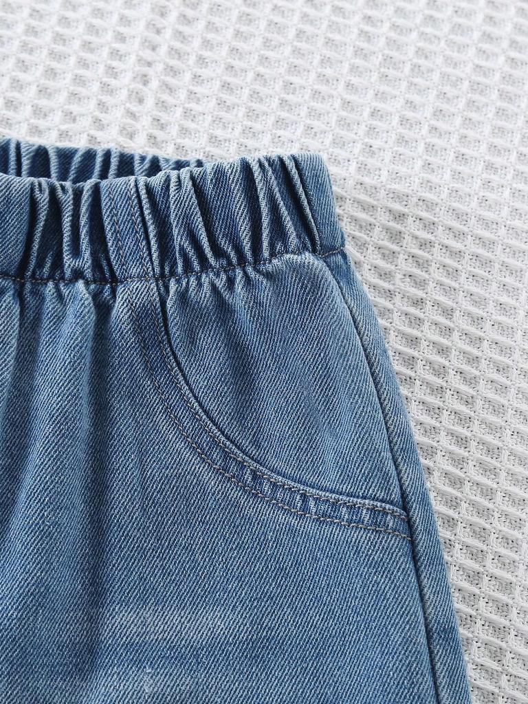 Two-piece Girls' Outdoor Everyday Casual Wear Set: a Denim Tank Top Paired with Retro-style Ripped and Whiskered Straight-leg Wide-leg Jeans.