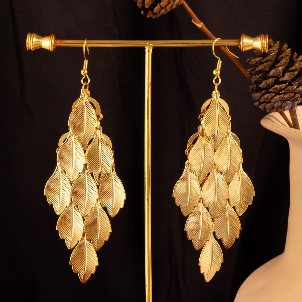 Personalized Indian Baroque Retro Wind Willow Leaf Long Women'S Earrings Hollow Love Multi-Layer Fringed Earrings