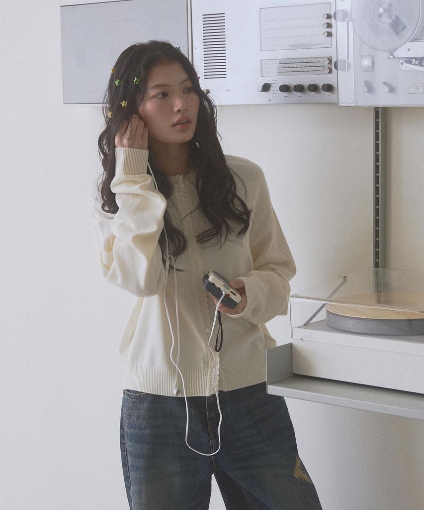 Nyuluki Base Loose Fit Cardigan_Ivory
