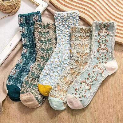 5 Paar Palace Style Retro Relief Damen Mid Tube Socken Elegante Freizeitkleidung