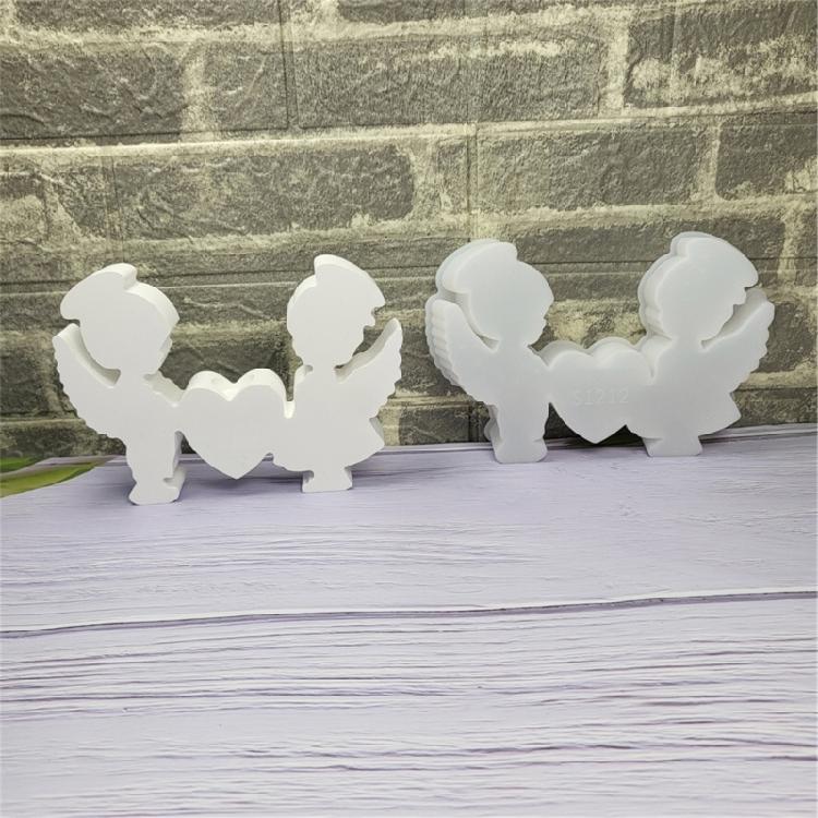 Stylish Decorative Sturdy Silicone Mould of Boy and Girl with Heart for Jewelry Accessory and Home Crafting Supplies