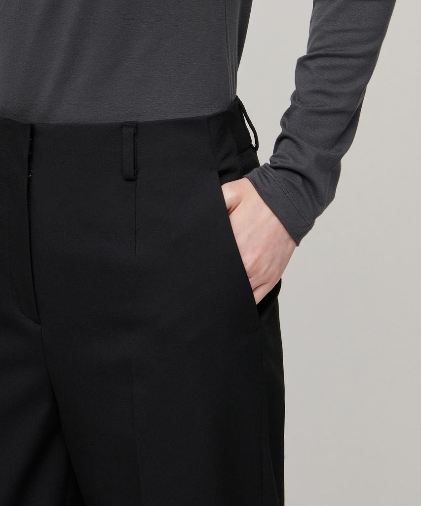MUSINSA STANDARD WOMAN Women'S Waistbandless Tapered Crop Slacks [Black]