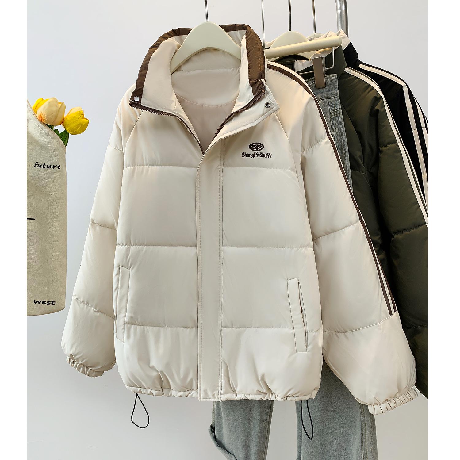 

Unisex College-Style Striped Down Jacket: Cozy, Loose-Fit, Thick Winter Coat for Students. M