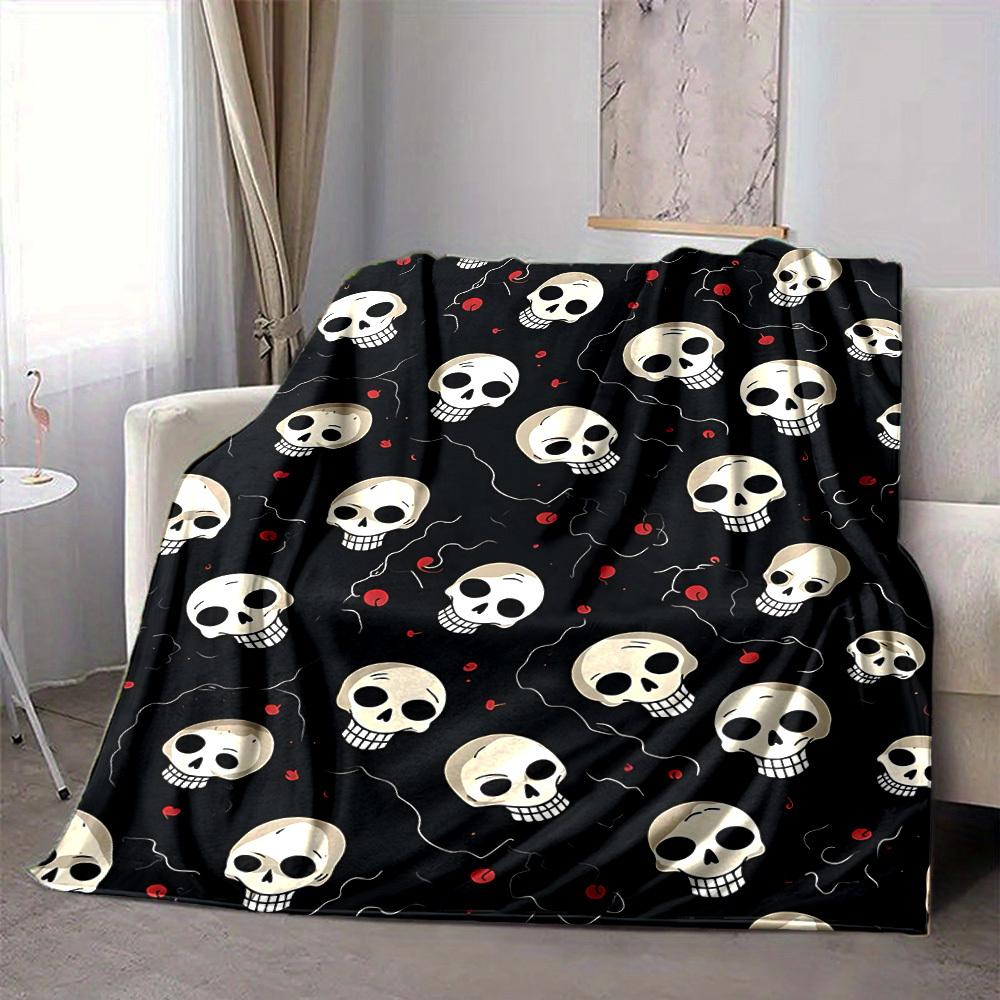 1pc Skull Pattern Blanket Warm, Cozy, And Soft, Suitable for Sofas, Beds, Cars, And Office Use.Perfect for Camping And Travel, Making It a Great Gift