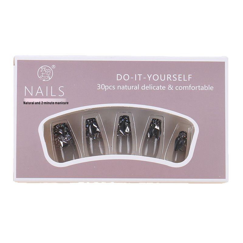 Xiaohongshu Dark Style Glittering Crushed Diamond Wearable Medium Length Nail Stickers for a Spicy Girl Manicure.