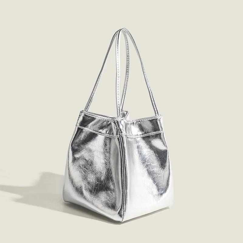 Silver Bucket Bag for Women 2025 New Fashionable and Simple Lunch Box Bag Niche Western-style Texture Hand-held Small Bag
