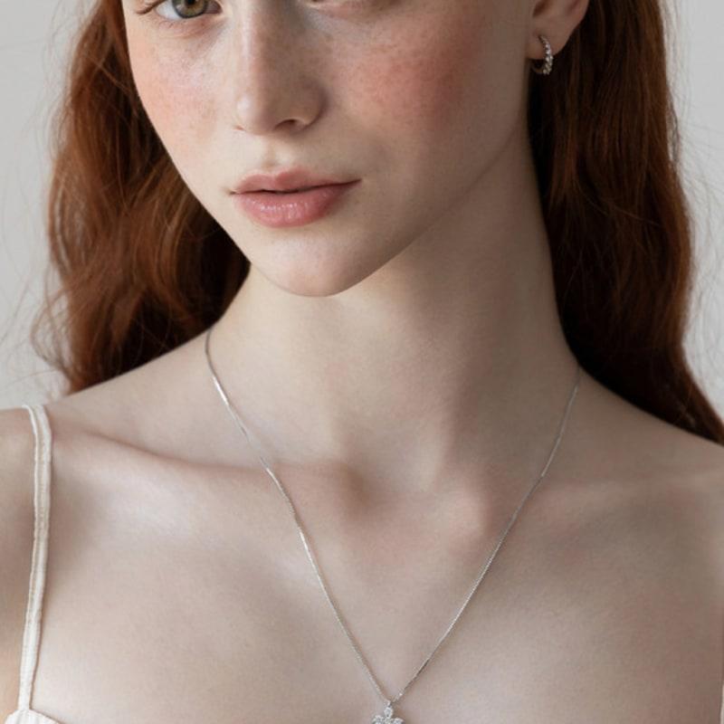 Tatiana (925 Silber) Zierliches Kreuz-Anhänger-Halskette NZ2490