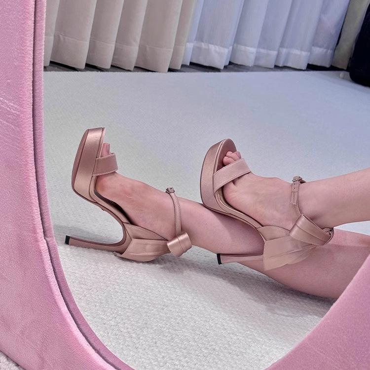 Lolita Ballett Bankett Ein-Wort Schnallensandalen Französisch Wasserdicht Tisch Champagner Schleife Stiletto Hohe Absätze Frauen