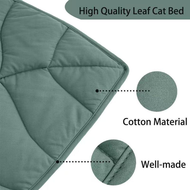 Leaf-Shaped Pet Mat: Cozy, Thickened Maple Leaf Mat for Small Cats & Dogs