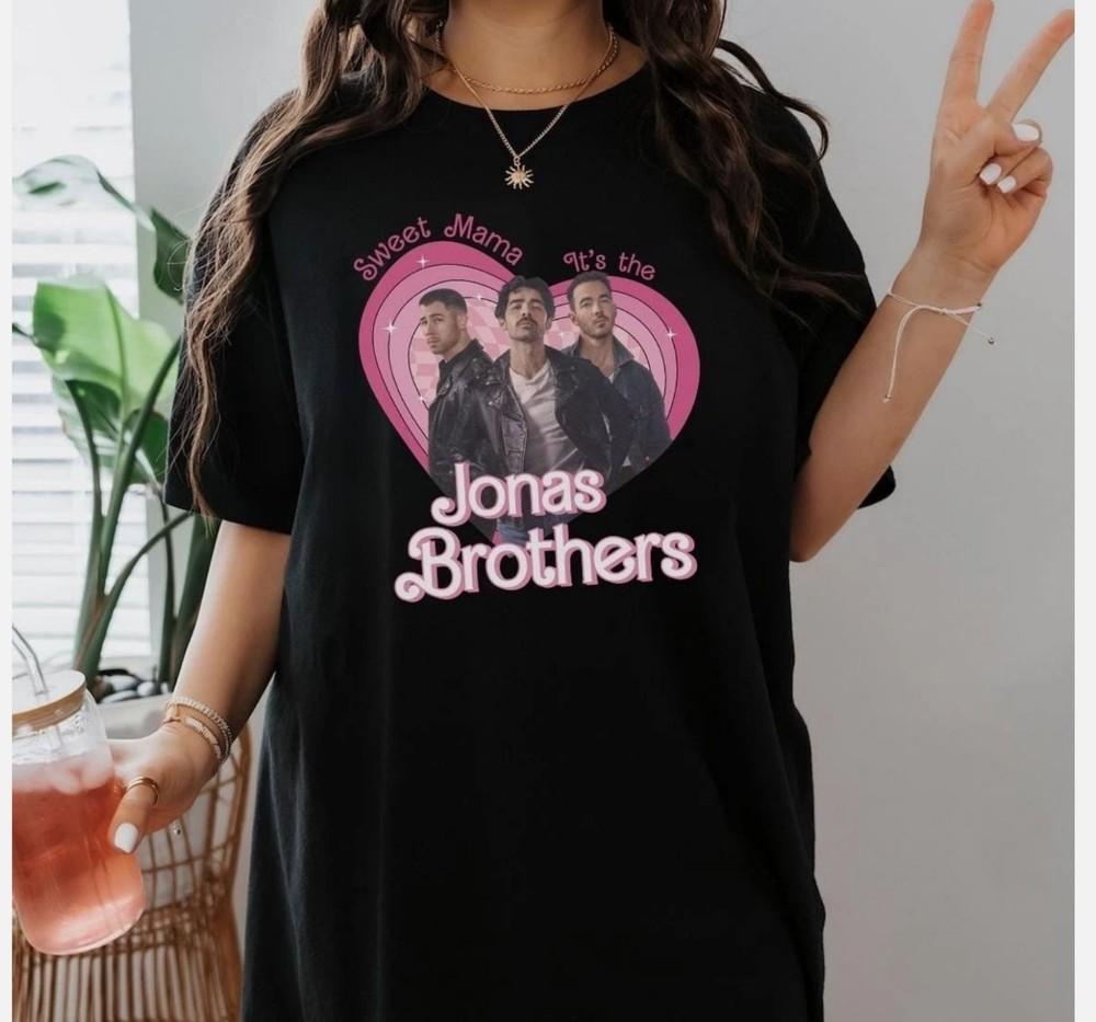 Sweet Mama It s Jonas Bros Shirt, Living The Dream Tour 2025 Shirt Unisex T-Shirt XXXXL