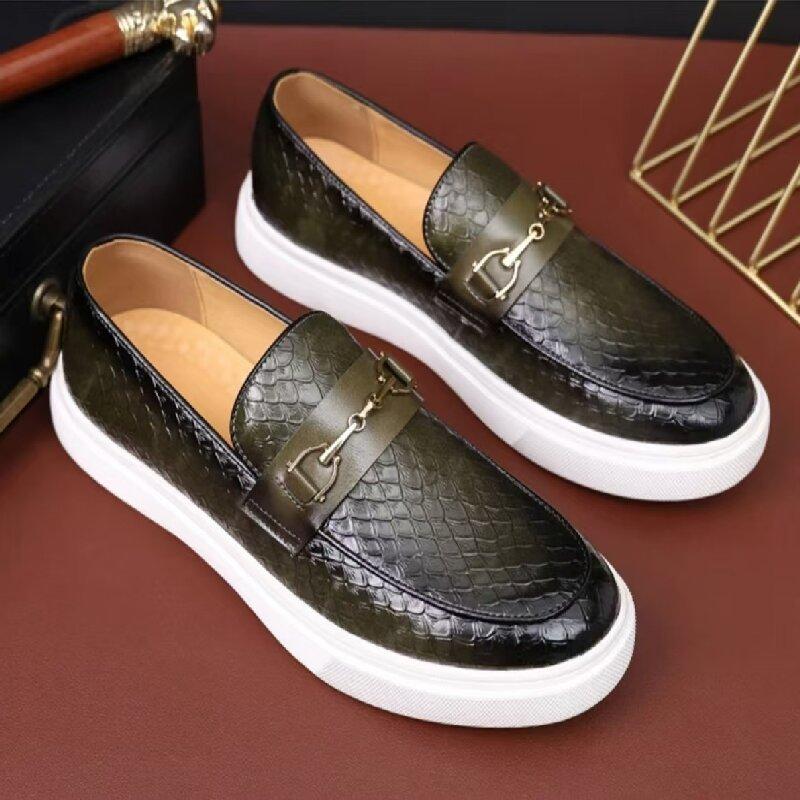 Fashion Men Casual Business Vulcanized Shoes One Foot Outdoor Comfortable Walking Shoes British Business Loafers Sizes 38-46 Men Shoes