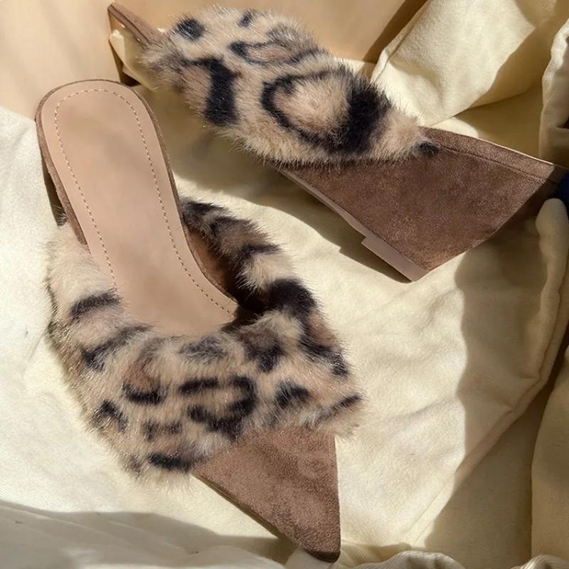 Pointed Spice Girl High-end Leopard Print Fluffy Slippers 2025 Fashion New Women's Outside Wear Korean Edition Heightened