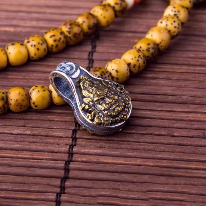 Elegant Double-Sided Green Tara & Yellow Jambhala Bodhi Bracelet with Wenge Clip Accessory