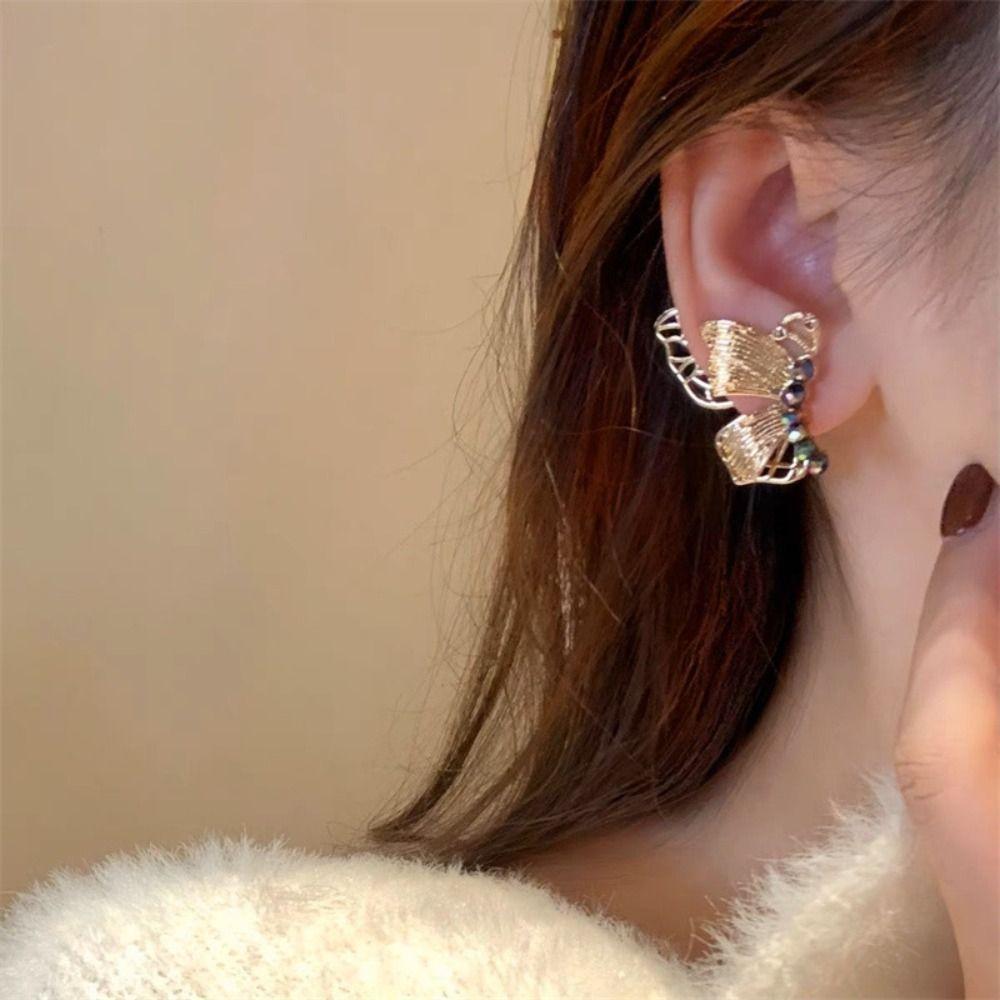 Irregular Butterfly Earrings Hollow Out Metal Stud Earrings Fashion Vintage Earrings  Party