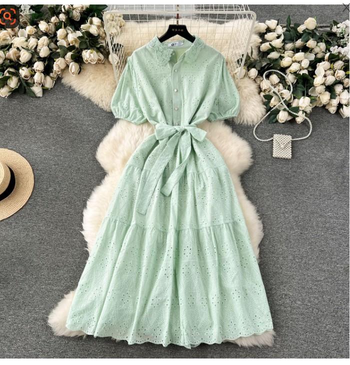 2026 retro embroidery hollow lace lapel breasted slim-fit long age-reducing bubble sleeve dress women