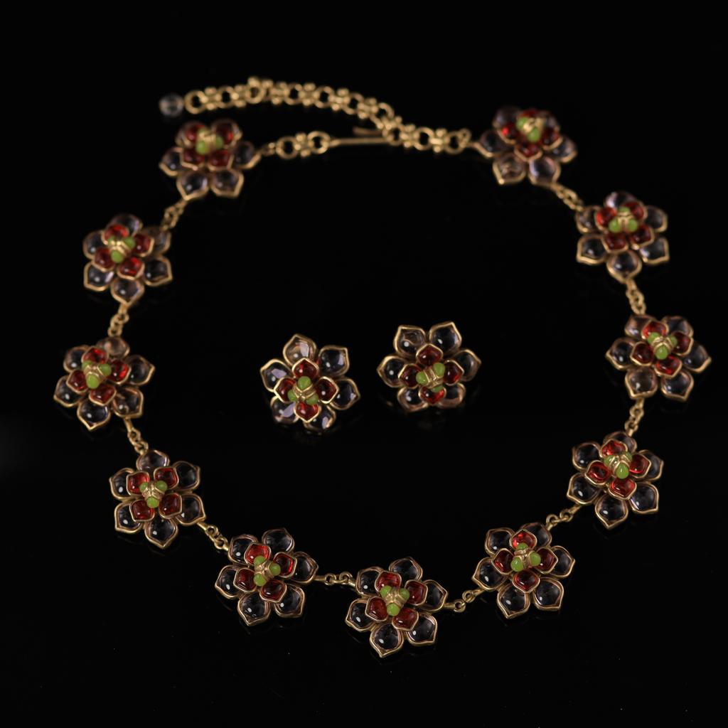 Medieval 25 Winter French Retro Suit Collection Temperament Premium Copper Alloy Stud Earrings Necklace