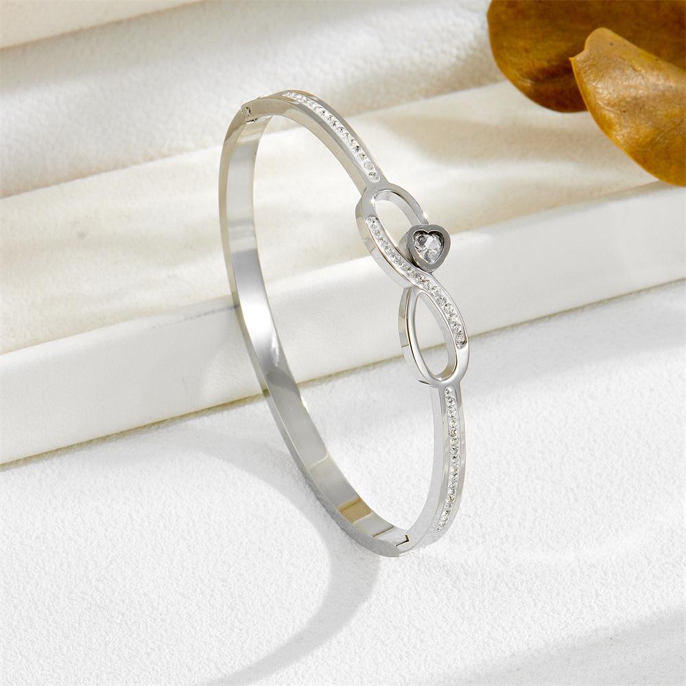 2026 European and American Fashion Versatile 8-character Peach Heart Bracelet, High-end Sense, Elegant Light Luxury Jewelry Ins Style Niche