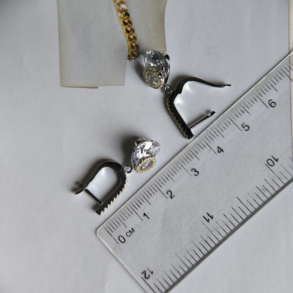 Серебряные серьги с фианитами (2186656)