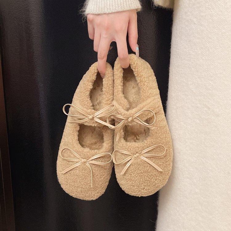 Sweet Fluffy Shoes for Women To Wear Outside Autumn and Winter 2025 New Velvet Beanie Shoes, Shallow Mouth Versatile Flat Bottom Warm Cotton Shoes