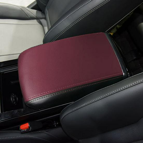 

Chery Tiggo 7 (2020-2022) Шкіряна накладка на центральну консоль та підлокітник