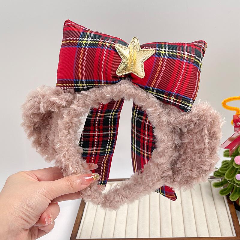 

Gingerbread Man Christmas Headband: Cute Plush Hair Accessory for Women