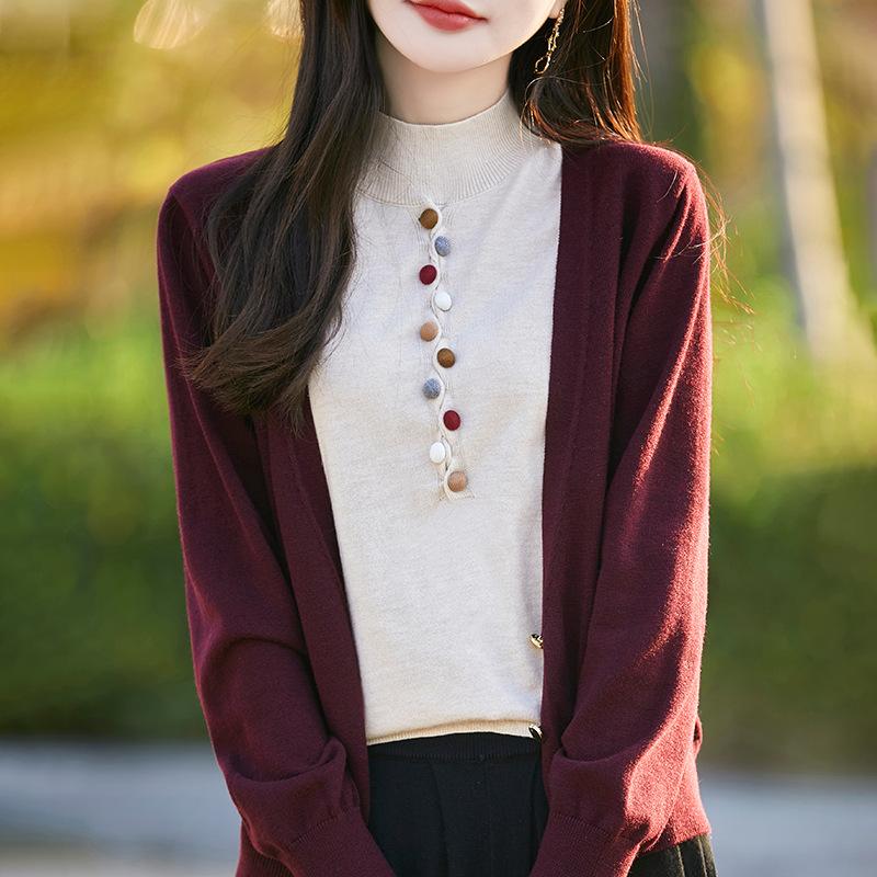 Spring and Autumn's New Semi-high Round-neck Long-sleeved, Color-blocking Design, Versatile Faux Two-piece Knitted Sweater